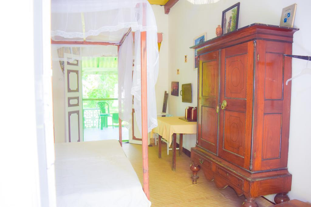 Shammie Guest House ヒッカドゥワ エクステリア 写真
