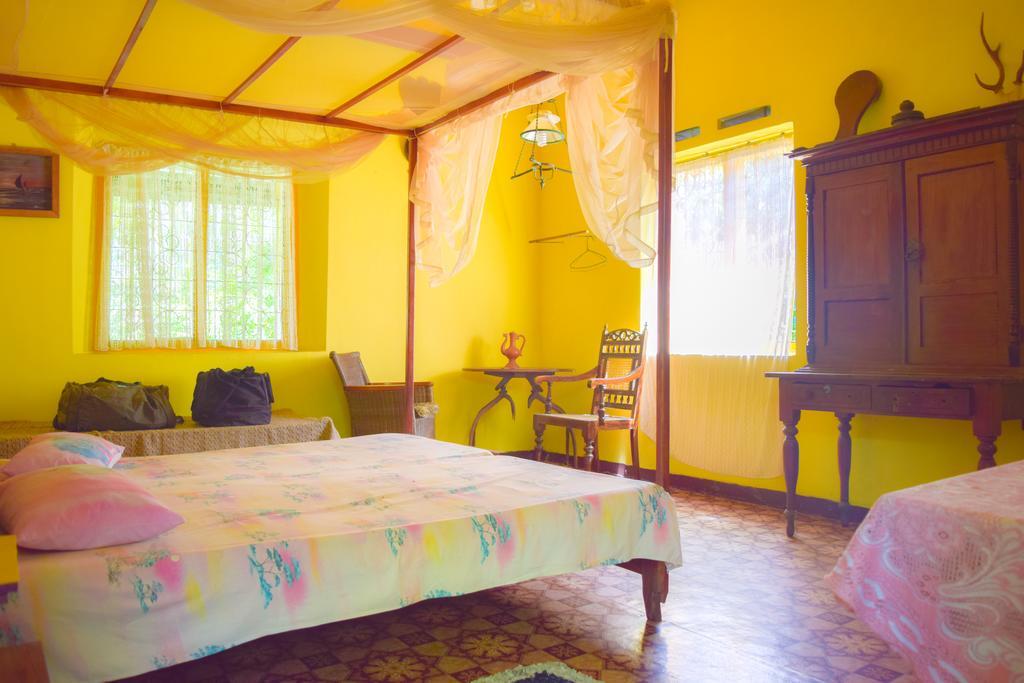 Shammie Guest House ヒッカドゥワ エクステリア 写真
